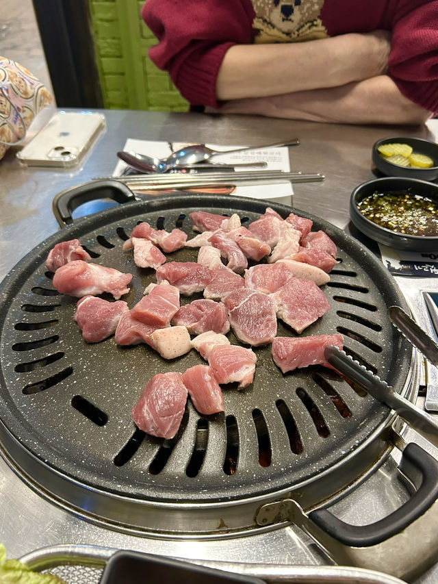 【韓国グルメ】釜山のお得に食べれるティッコギのお店🐷