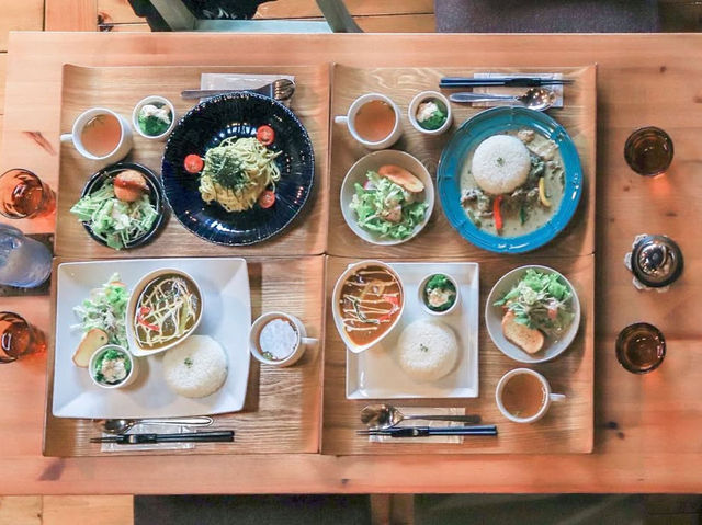 【埼玉】知る人ぞ知る穴場カフェ！木の温もりが美しい🌿