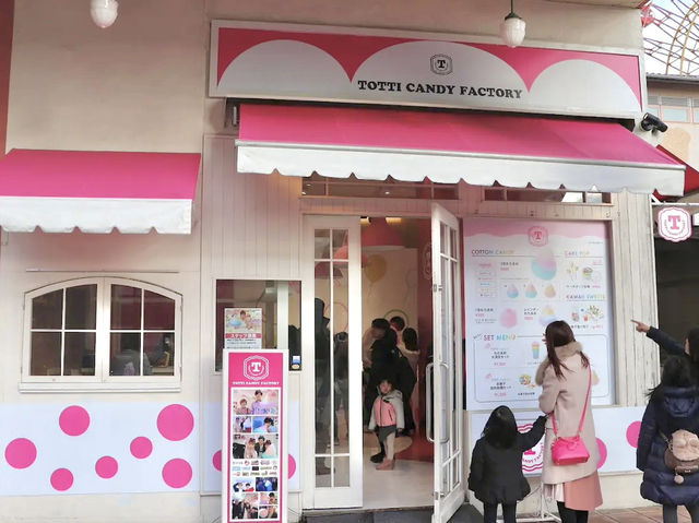 TOTTI CANDY FACTORY คาเฟ่ขนมหวานโกเบ