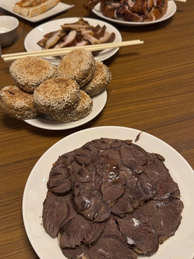 都一處仁愛店，連續多年獲得台北米其林必比登推薦的北平餐館