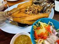 ร้านเป๋นปลาเป็น นครพนม