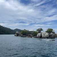 ชิลให้สุด พักใจ เกาะช้าง ไปกับวิวหลักล้าน! 🏝️