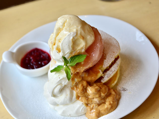 A Sweet Escape at Uzna Omom Café
