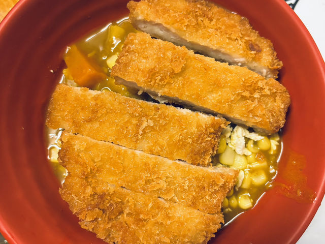 宜蘭頭城老街「樂屋日式料理」，在地人也排隊的老店！