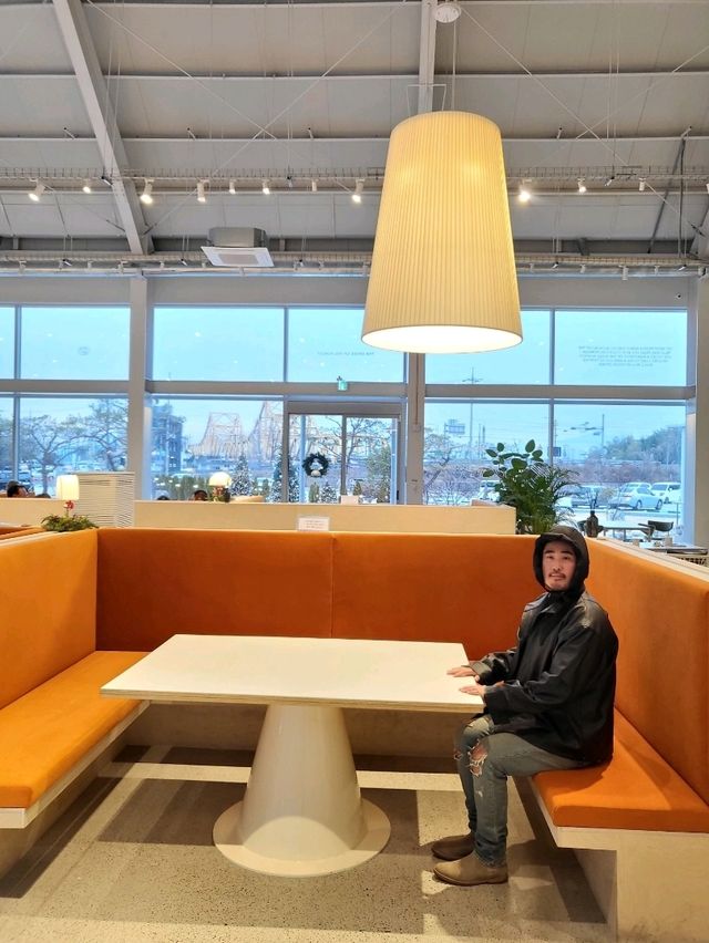 함안에 새로생긴 숲속 대형 베이커리 카페