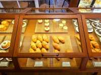 Extraordinary desserts in an Ordinary House