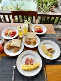 Spring in Bali: Breakfast Surrounded by Nature