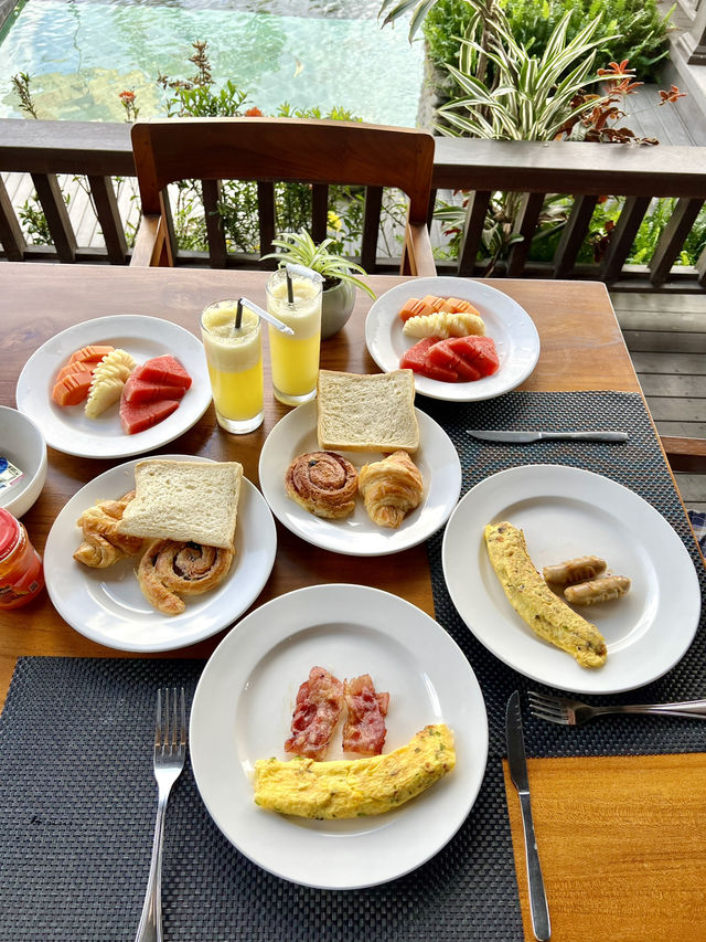 Spring in Bali: Breakfast Surrounded by Nature