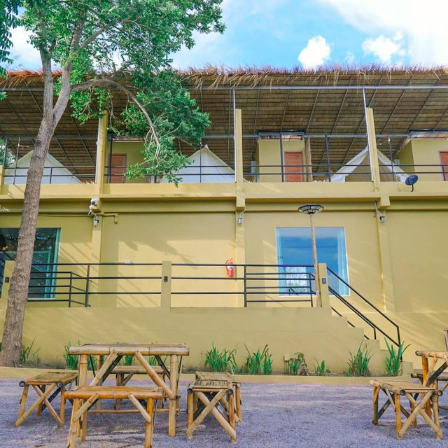 Mondara Villa and Glamping 
