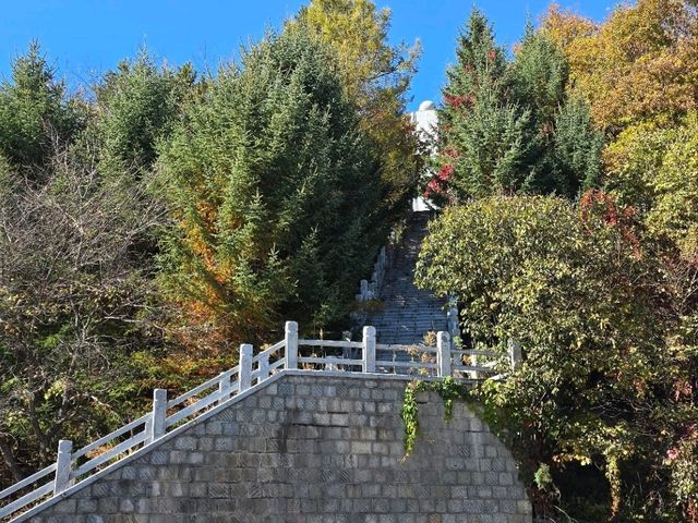 연변 화룡에서 청산리대첩 기념비 방문 완료