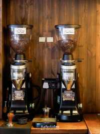 Knockbox Coffee กาแฟดี บรรยากาศย่านใน Central