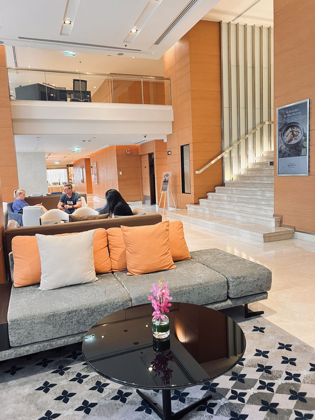 Warm Hotel in Bangkok