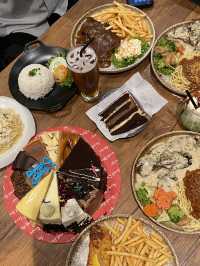 Indulge in Cozy Vibe and Yummy Foods at The Yard Café Miri! 🧀🌿