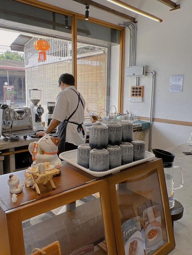 490 Coffee – A Hidden Gem in the Heart of the New Village☕️