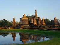 🏛️🌿 SUKHOTHAI WEEKEND ESCAPE: Where Ancient Kingdoms & Lotus Ponds Await! 