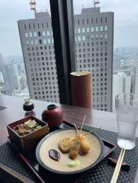 西新宿50樓的雲端午餐🍱視覺味覺與心靈的三重享受