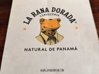 【La Rana Dorada Casco】金色のカエルと、パナマの地ビールの魔法。