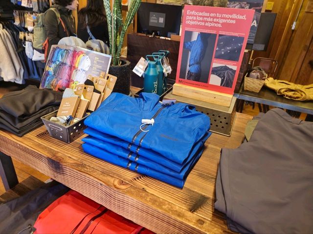 해외여행 칠레 푸에르토 바라스 Patagonia Puerto Varas 아웃도어 쇼핑 
