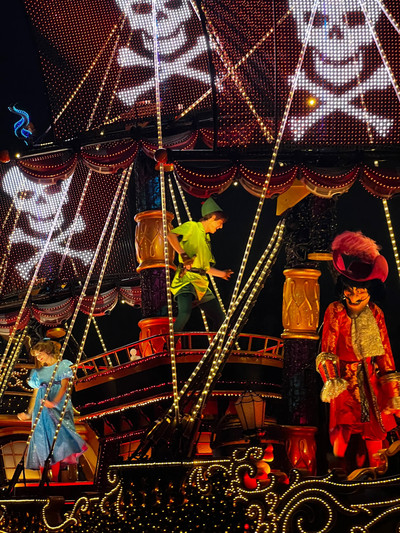 東京🇯🇵】ディズニーランドの夜🤍 | Trip.com 浦安