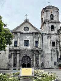 A Calm Day in Manila – Cobblestone Streets & Cathedral Quiet