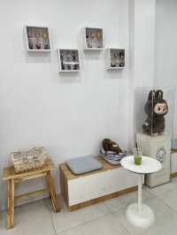 Mondaymundee cafe