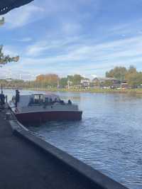 Evening cruises in Melbourne city