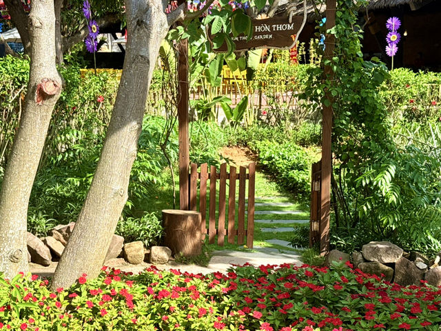 Step Into Serenity: Hòn Thơm’s Secret Garden Path