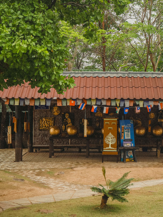 วัดสิรินธรวราราม(ภูพร้าว) จังหวัดอุบลราชธานี