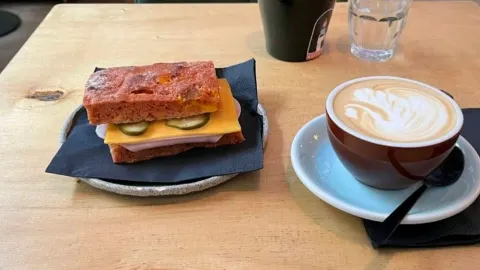 Kaffeine Specialty Coffee — traveler post in 阿拉德