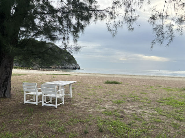 ลาอีสลา ปราณบุรี บีช รีสอร์ท
