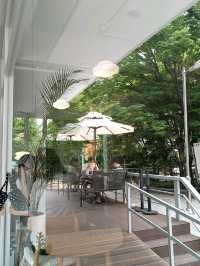新開業不久的Cafe Rapport