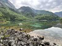  🌈 Jiuzhaigou Must-Visit Tips – Nature, Waterfalls & What to Skip