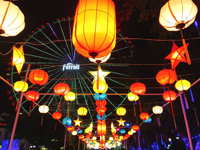 夜に行くのかおすすめ🌃キラキラした雰囲気がたまらないダナンの遊園地🎡
