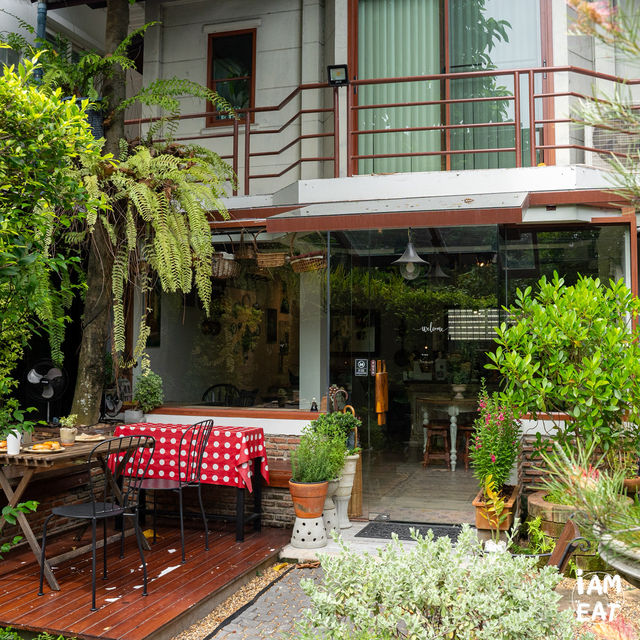 คาเฟ่เบเกิ้ลโฮมเมดในหมู่บ้านย่านประชื่น