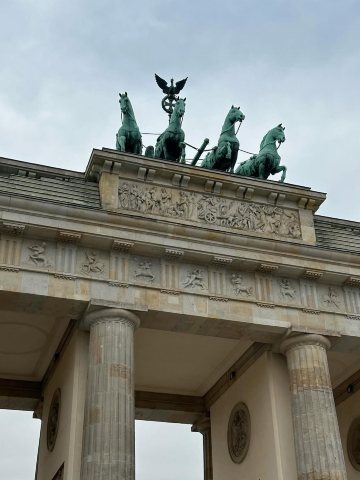 🇩🇪ベルリンの象徴！ブランデンブルク門で歴史と希望を感じる旅
