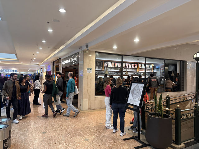 【Andino（Centro Comercial Andino）｜El Retiro の洗練されたショッピングモール】