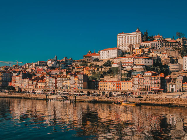 Porto’s Postcard Perfect Pair – Cais da Ribeira & Luís I Bridge