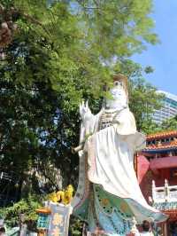 Tin Hau and Kwun Yum Statues.
