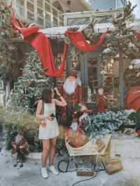 B-Story Café – Christmas Wonderland in the Heart of Bangkok 🎄🇹🇭