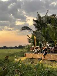 Sunset dinner at KEPT Cabana