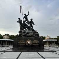 Tugu Negara: A Solemn Solo Journey Through Malaysia's Fight for Freedom"** 🌿🕊️