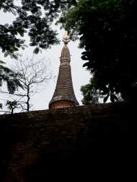 วัดอุโมงค์ (Wat Umong)