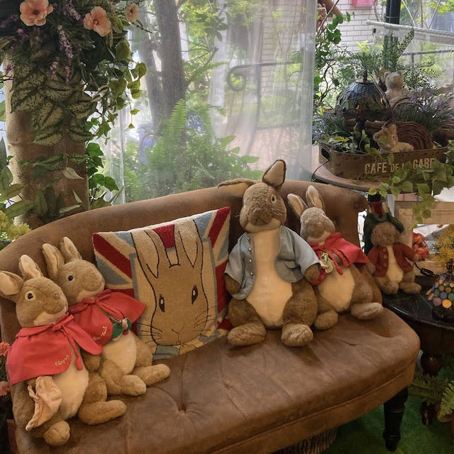 【東京/自由が丘🇯🇵】世界観に心躍る🐰ピーターラビットガーデンカフェ 【東京/自由が丘🇯🇵】世界観に心躍る🐰ピーターラビットガーデンカフェ