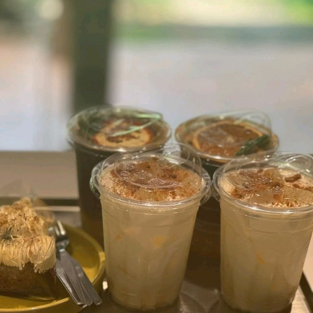 ☕️☕️🏕คาเฟ่สุดชิลล์ติดริมแม่น้ำเจ้าพระยา 🏕🍵🍵