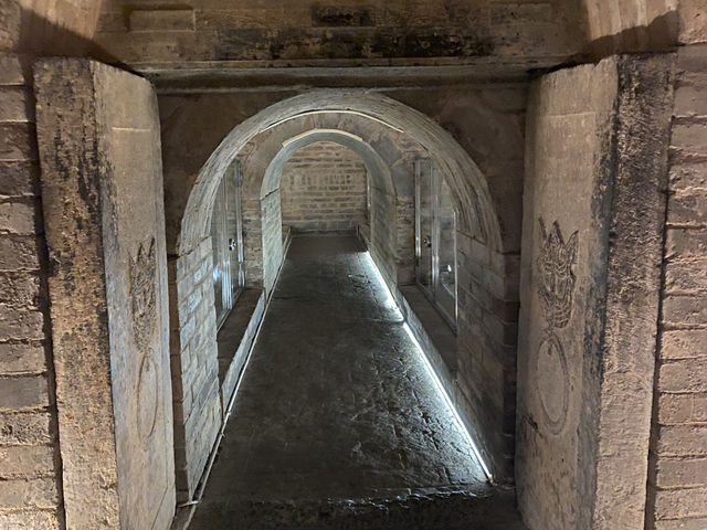 ⚰️🏛️ Underground Time Travel: Luoyang Ancient Tombs Museum