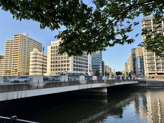 紅磚與希望之光：福岡市赤煉瓦文化館與戰災復興記念群像