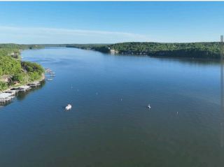 Lake of the Ozarks – "Midwest’s Favorite Lake Playground"