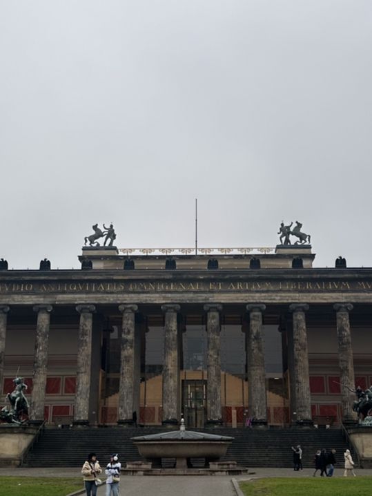 Altes Museum: Schinkel’s Neoclassical Time Machine (Bring Your Own Olympus) Altes Museum: Schinkel’s Neoclassical Time Machine (Bring Your Own Olympus)