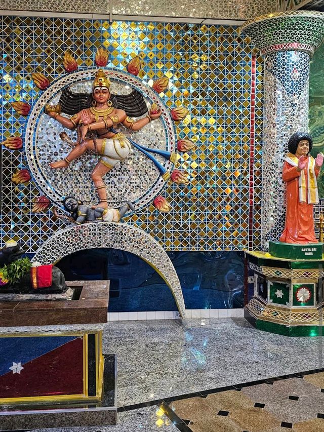 Arulmigu Sri Rajakaliamman Glass Temple, Johor Bahru