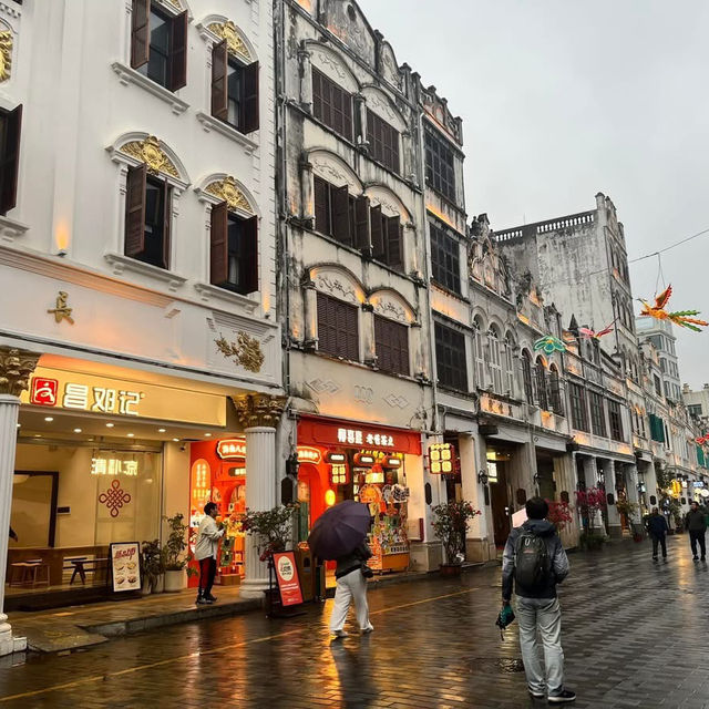 🏛️ Haikou Qilou — Strolling Through Hainan’s Historic Arcades